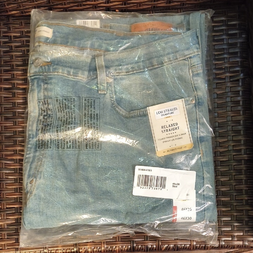 Levi's Men's Relaxed Fit Jeans - Light Blue